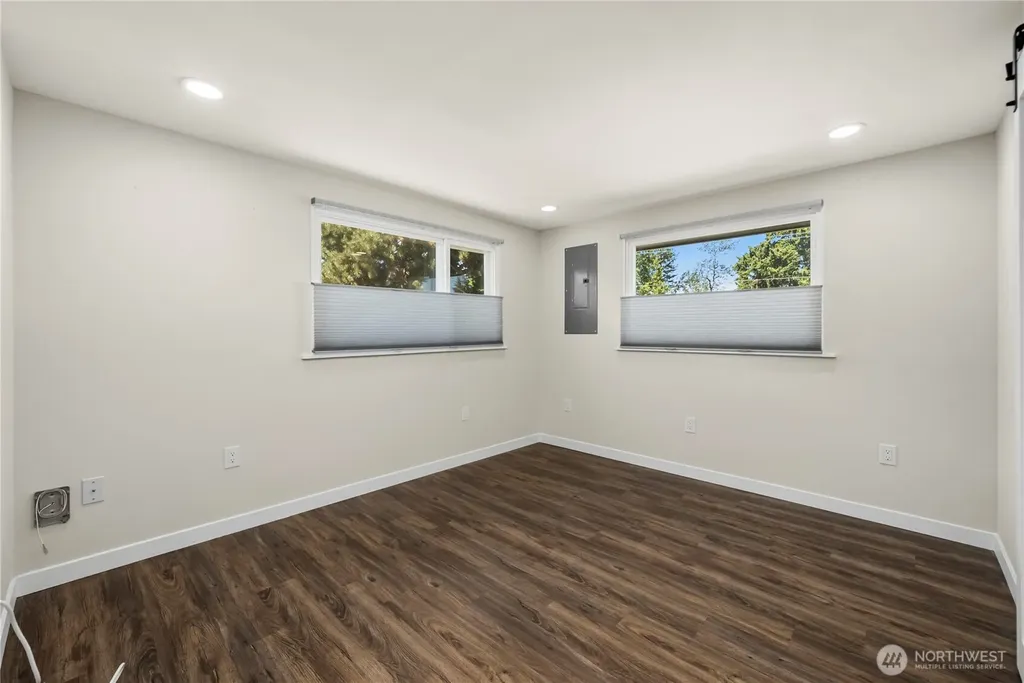 18326 Occidental Avenue S Burien WA 98148