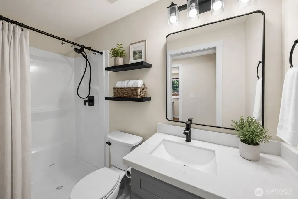 18326 Occidental Avenue S Burien WA 98148