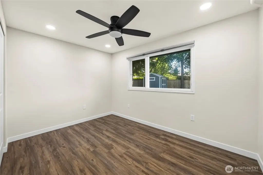 18326 Occidental Avenue S Burien WA 98148