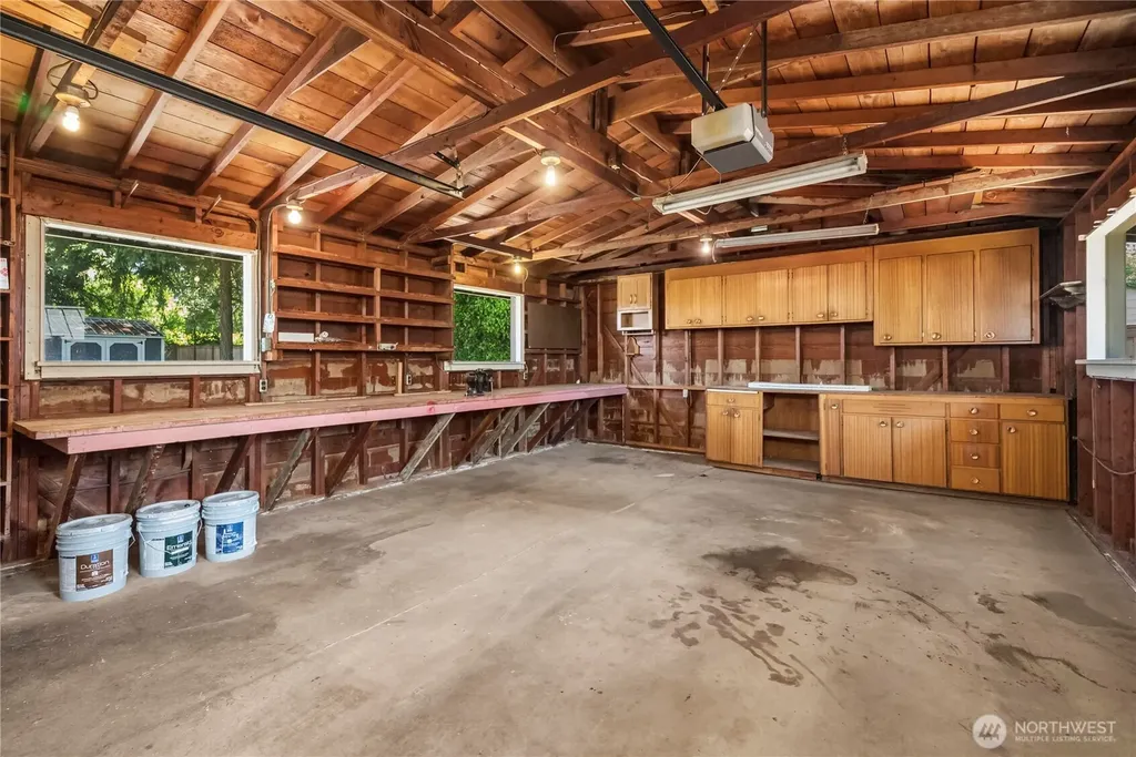 18326 Occidental Avenue S Burien WA 98148