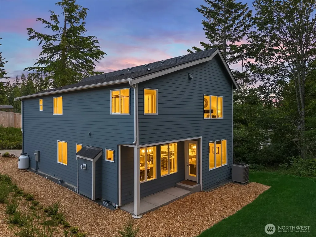 9022 53rd Avenue W Mukilteo WA 98275