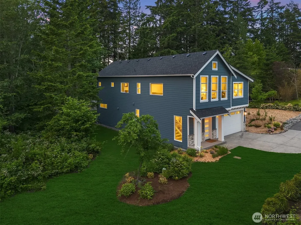 9022 53rd Avenue W Mukilteo WA 98275
