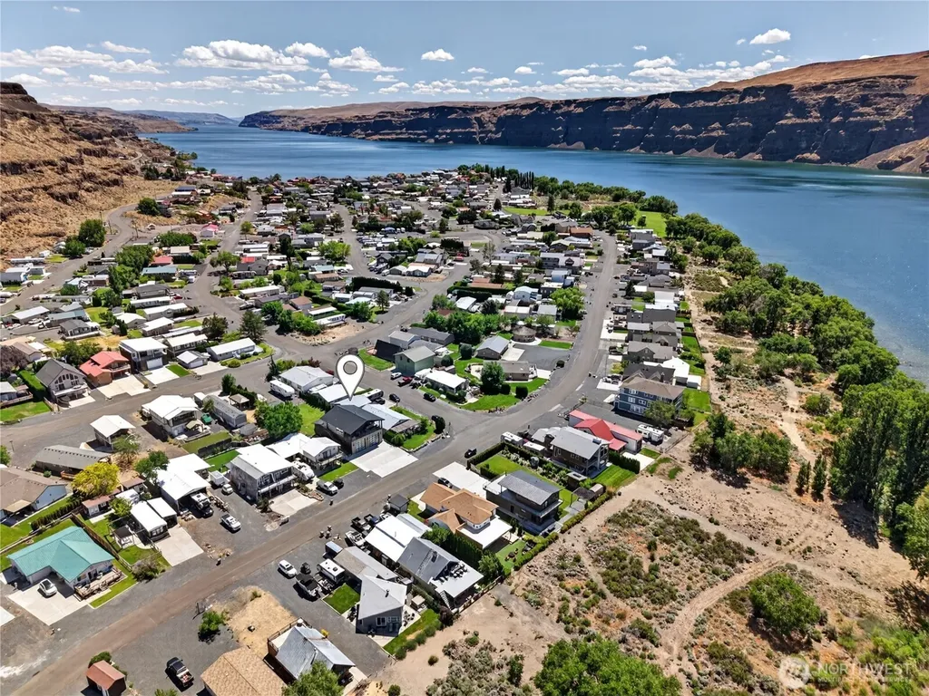 533 River Drive SW Quincy WA 98848