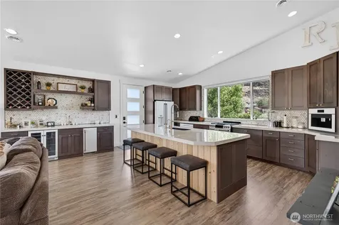 533 River Drive SW Quincy WA 98848