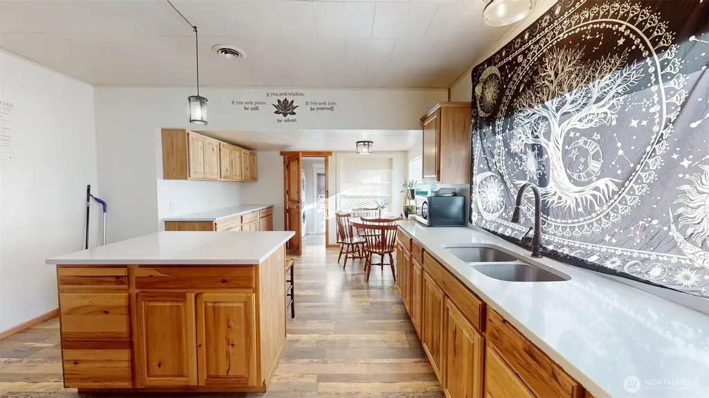 2124 Woburn Street Bellingham WA 98229