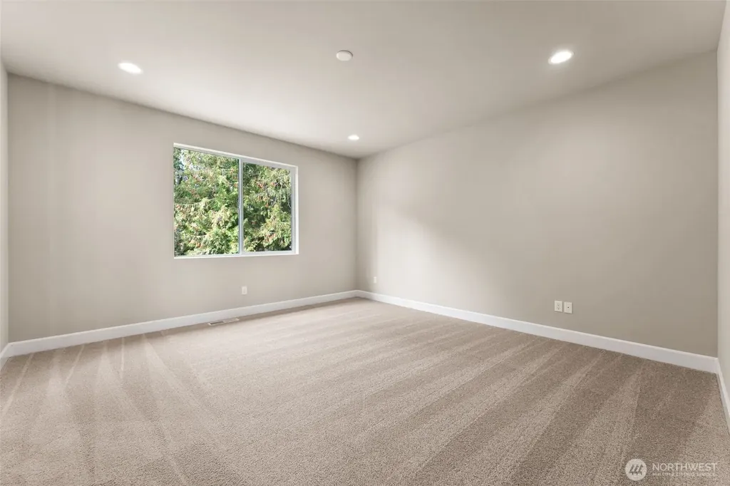 13903 179th Street E Puyallup WA 98374