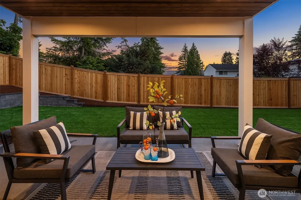 16039 NE 3rd Street Bellevue WA 98008