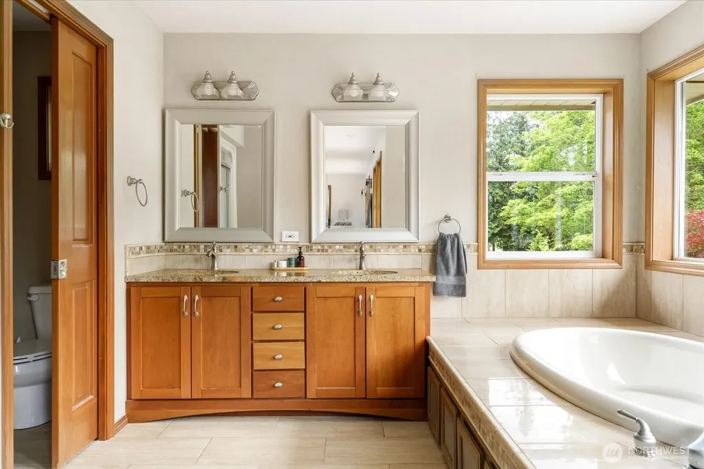 13790 Trumpeter Lane Mount Vernon WA 98273