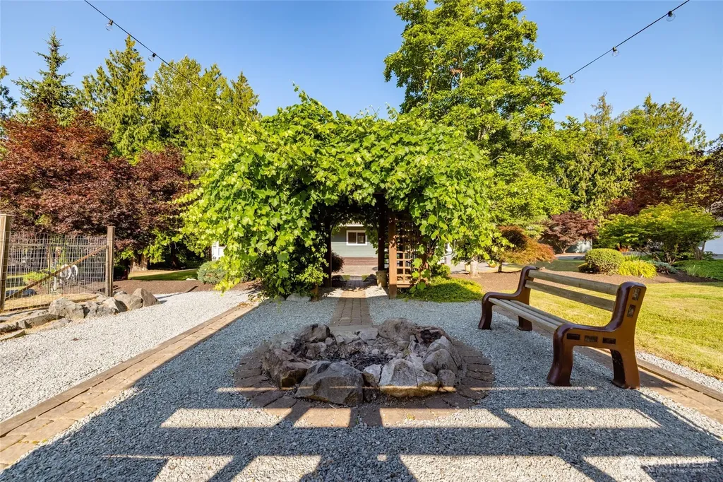 13790 Trumpeter Lane Mount Vernon WA 98273