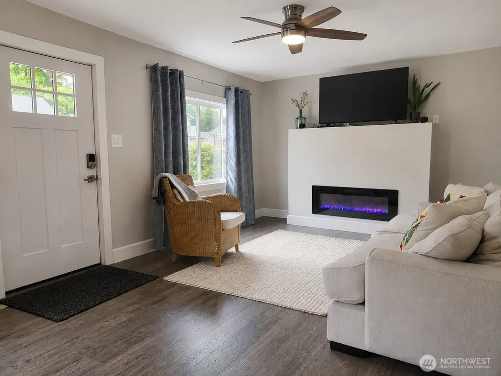 1506 Bloomington Avenue Bremerton WA 98312