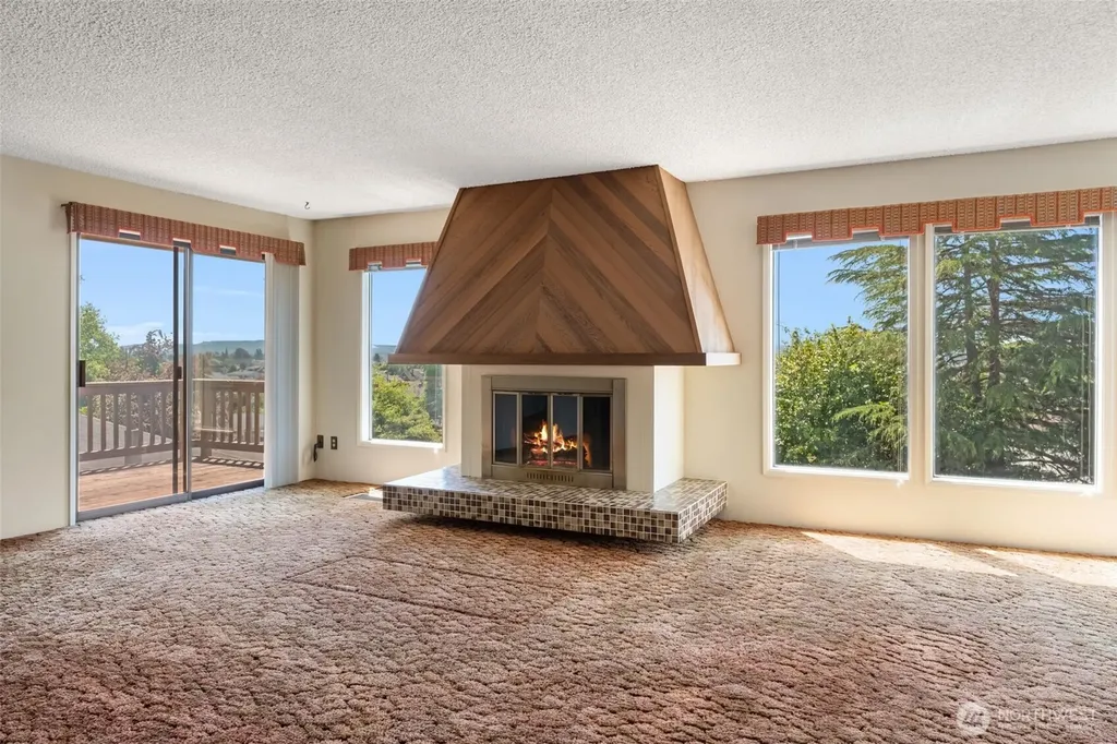 420 Adams Street Hoquiam WA 98550