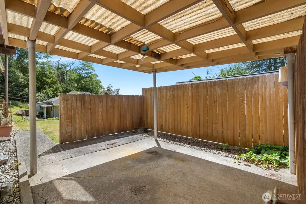 420 Adams Street Hoquiam WA 98550