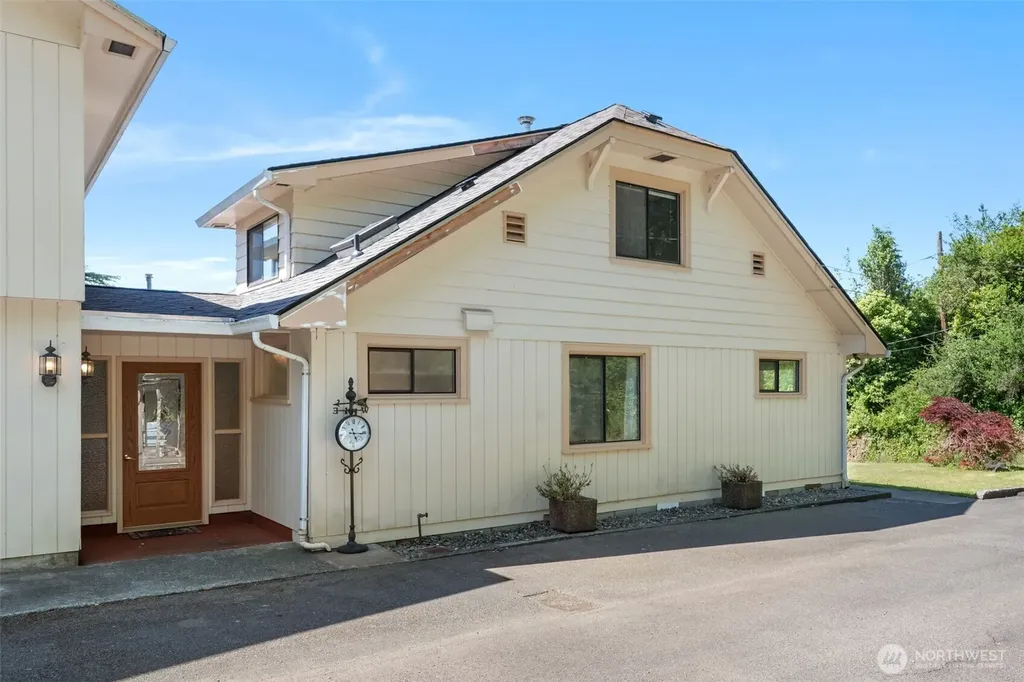 420 Adams Street Hoquiam WA 98550