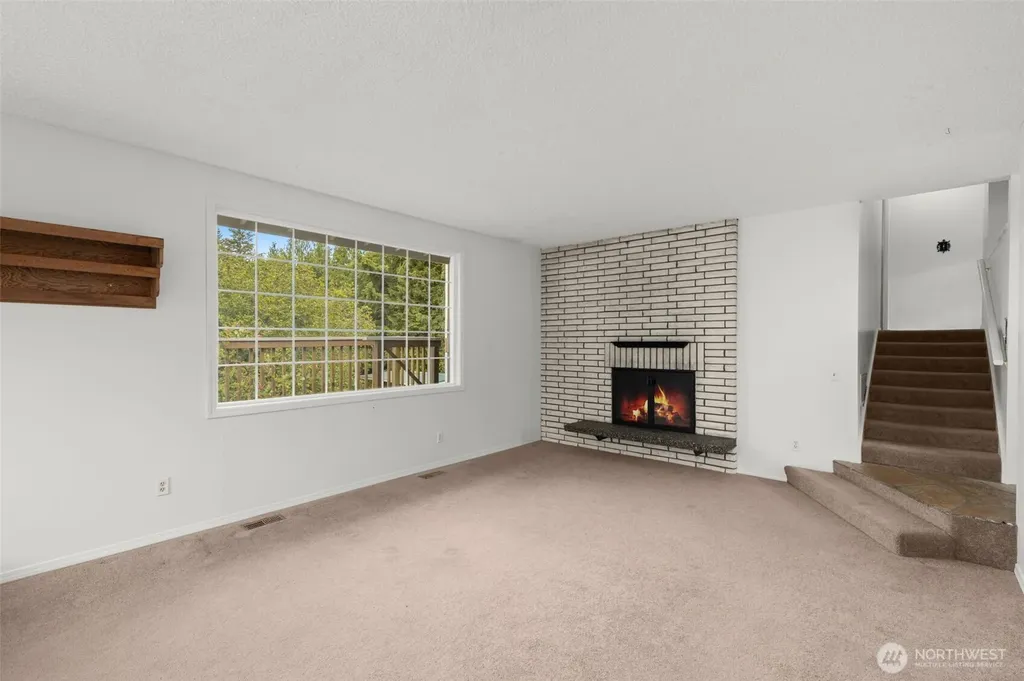 8516 375th Avenue SE Snoqualmie WA 98065