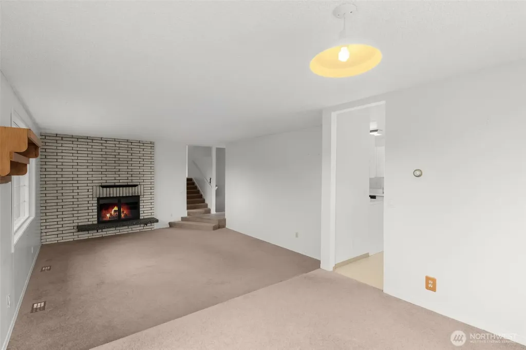 8516 375th Avenue SE Snoqualmie WA 98065