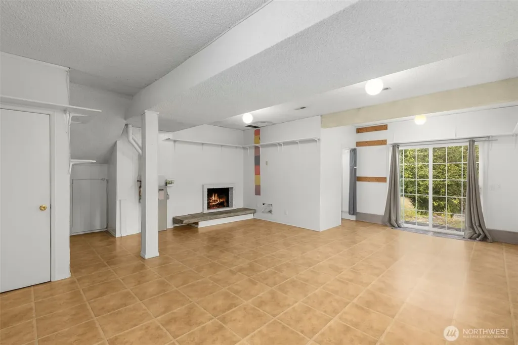 8516 375th Avenue SE Snoqualmie WA 98065