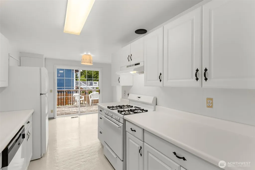 8516 375th Avenue SE Snoqualmie WA 98065