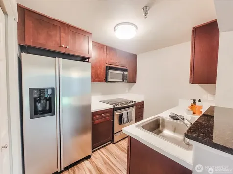 1835 S 286th Lane Federal Way WA 98003