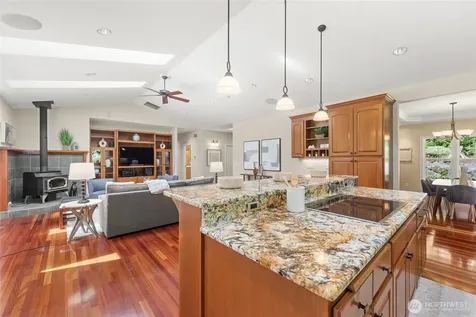 4021 142nd Avenue NE Lake Stevens WA 98258