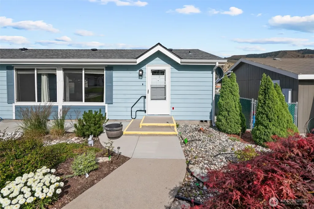 14611 Diamond Avenue Entiat WA 98822