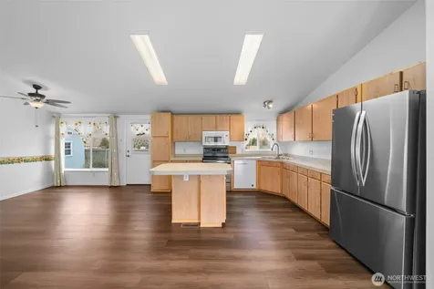 14611 Diamond Avenue Entiat WA 98822