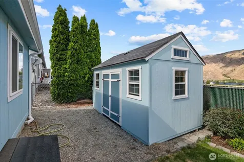 14611 Diamond Avenue Entiat WA 98822