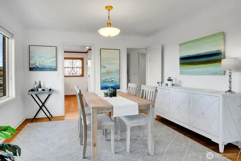 6921 39th Avenue SW Seattle WA 98136