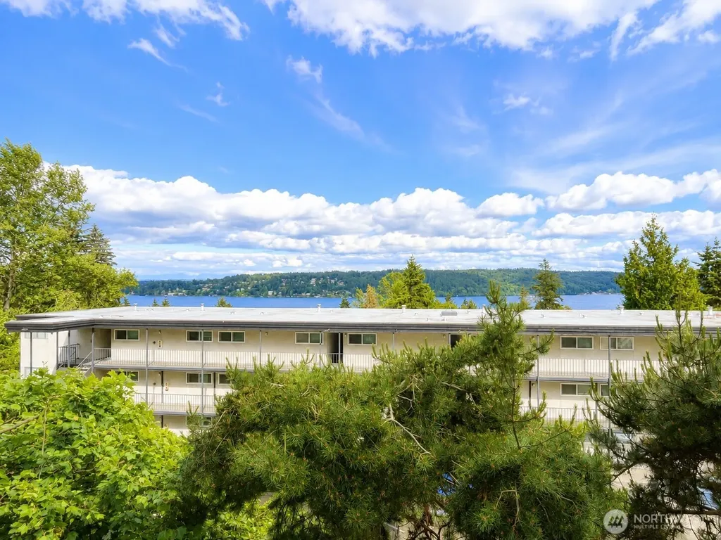 15020 Bothell Way NE Lake Forest Park WA 98155