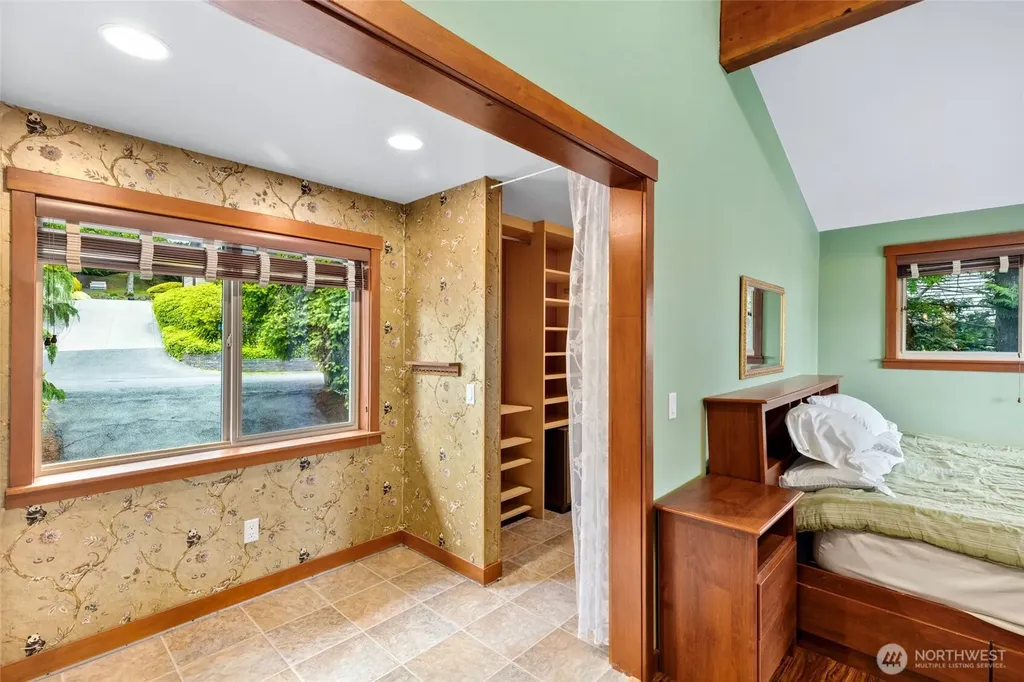 10320 Kay Way Mukilteo WA 98275