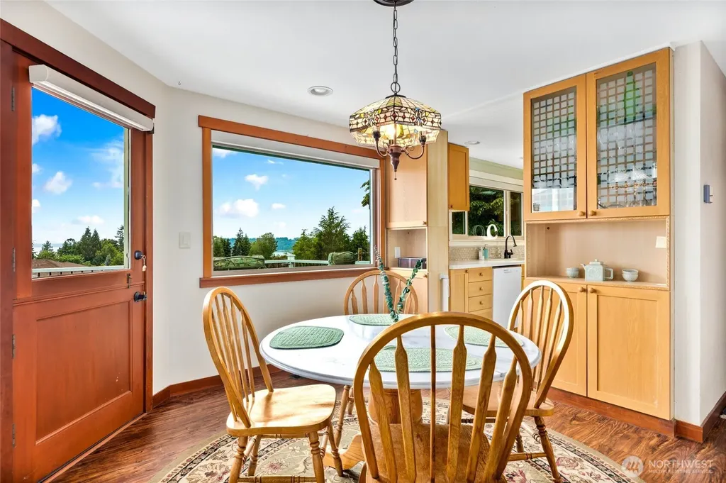 10320 Kay Way Mukilteo WA 98275