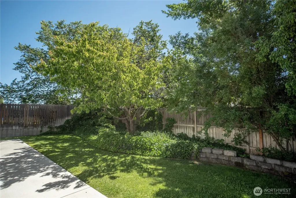 808 Acacia Lane Ellensburg WA 98926
