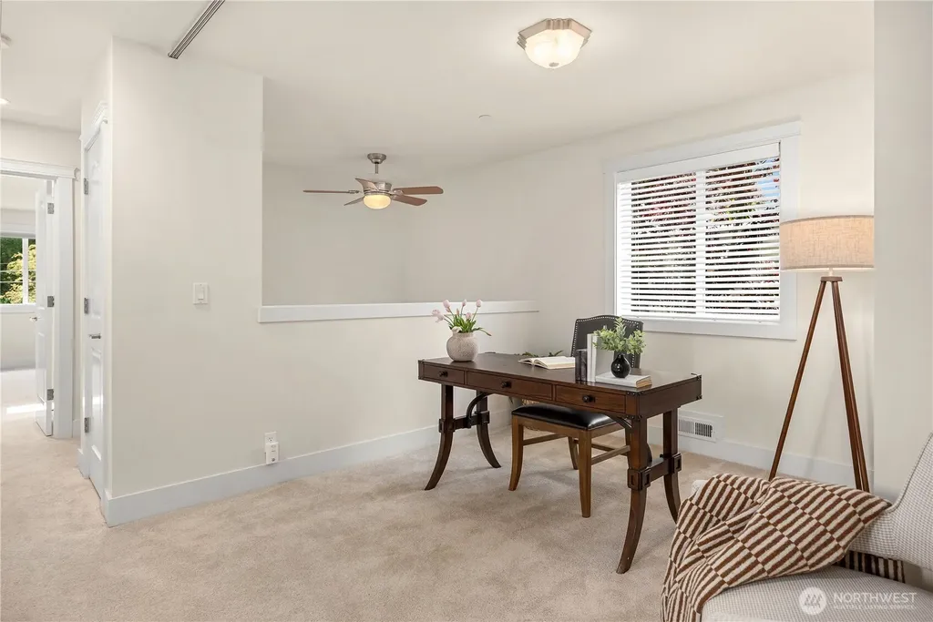 15033 70th Avenue NE Kenmore WA 98028