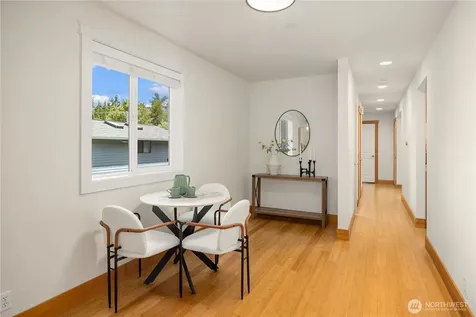 15033 70th Avenue NE Kenmore WA 98028