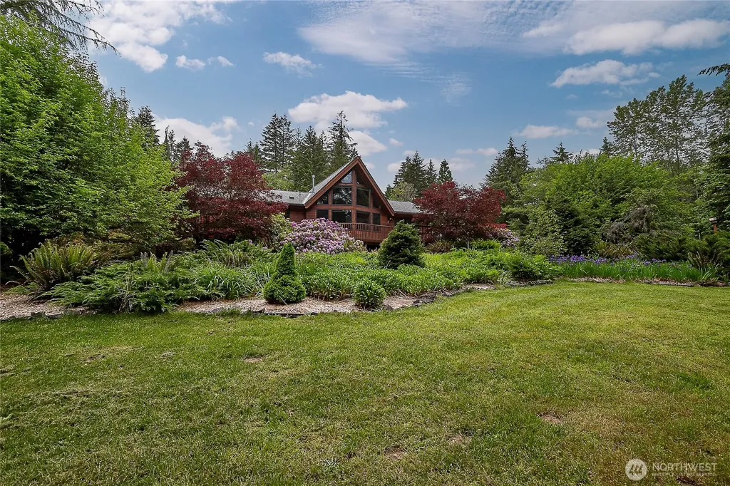 11204 Chaucer Street SE Olympia WA 98501