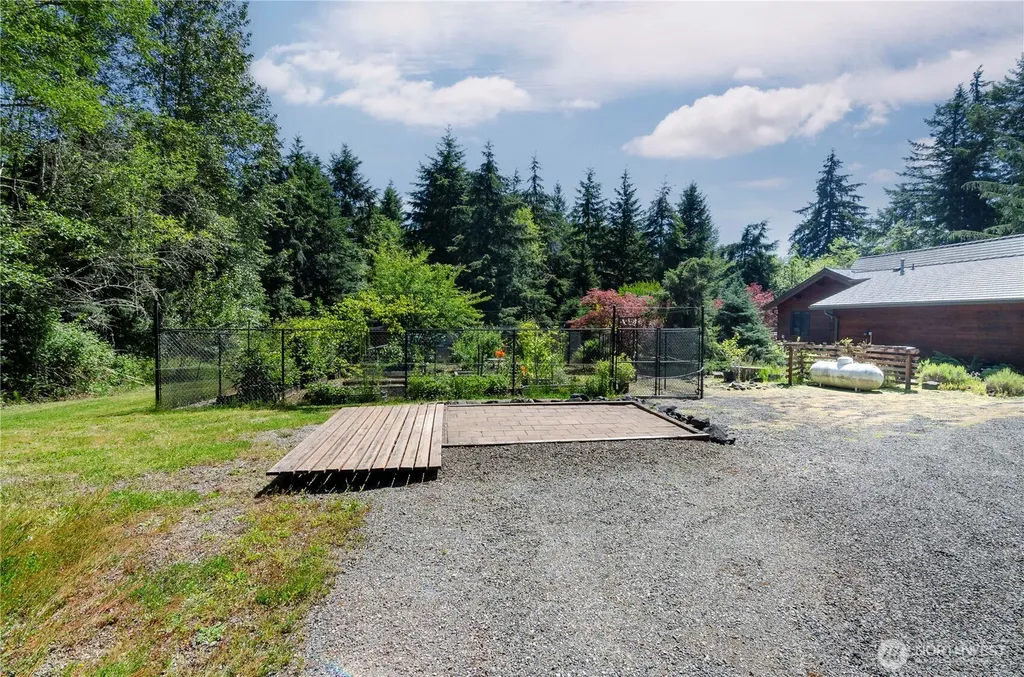 11204 Chaucer Street SE Olympia WA 98501