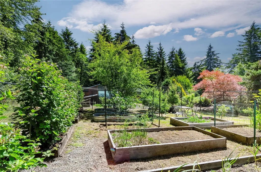 11204 Chaucer Street SE Olympia WA 98501