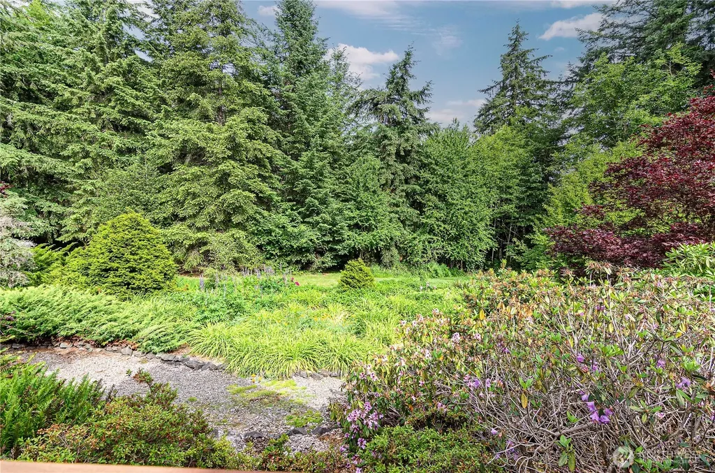 11204 Chaucer Street SE Olympia WA 98501