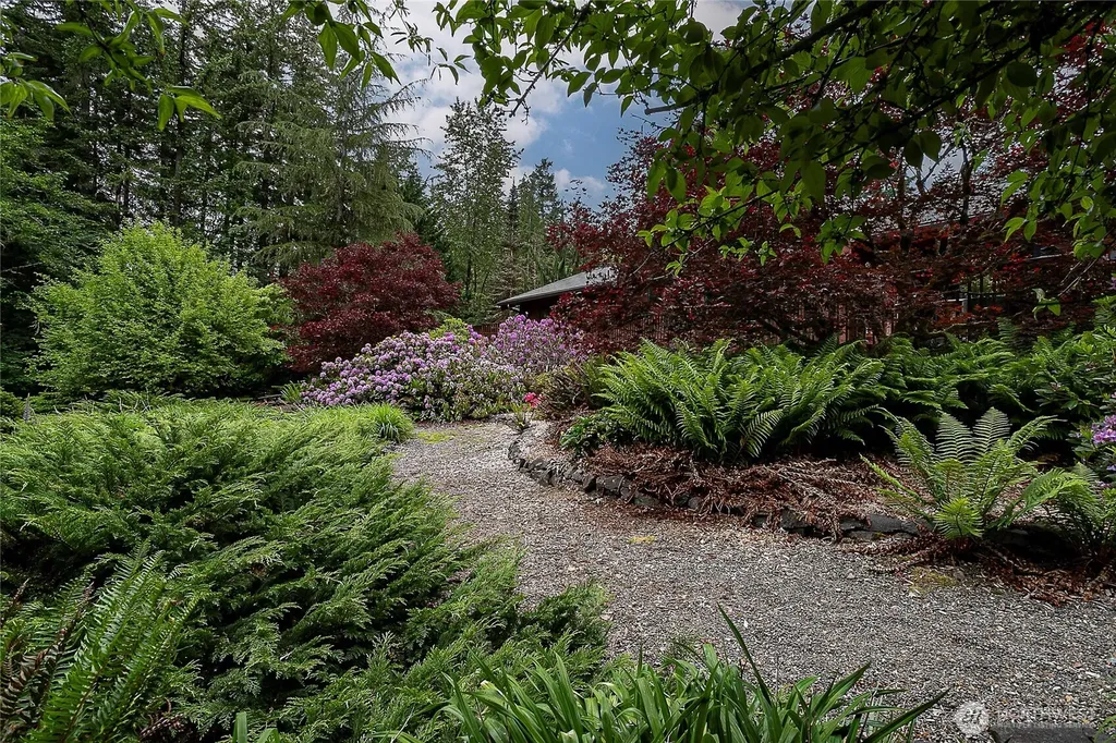 11204 Chaucer Street SE Olympia WA 98501