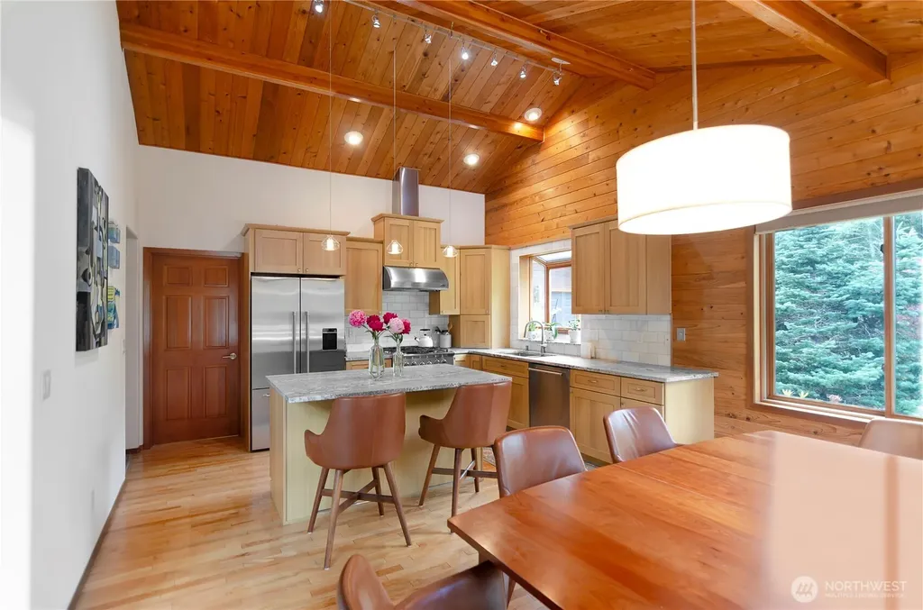 11204 Chaucer Street SE Olympia WA 98501