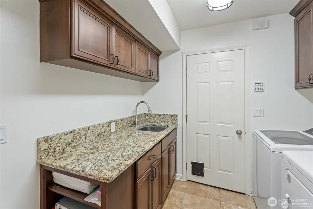 1918 Broadview Wenatchee WA 98801