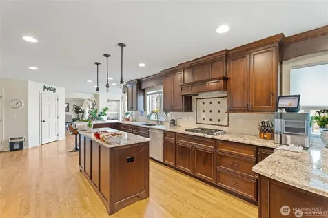 1918 Broadview Wenatchee WA 98801
