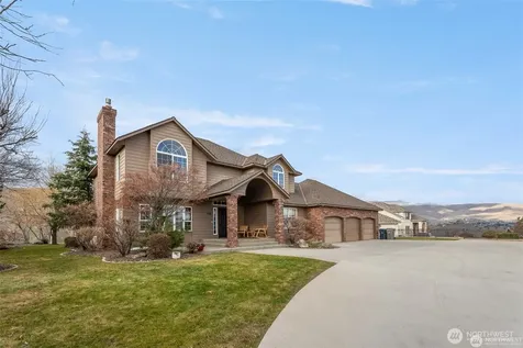 1918 Broadview Wenatchee WA 98801