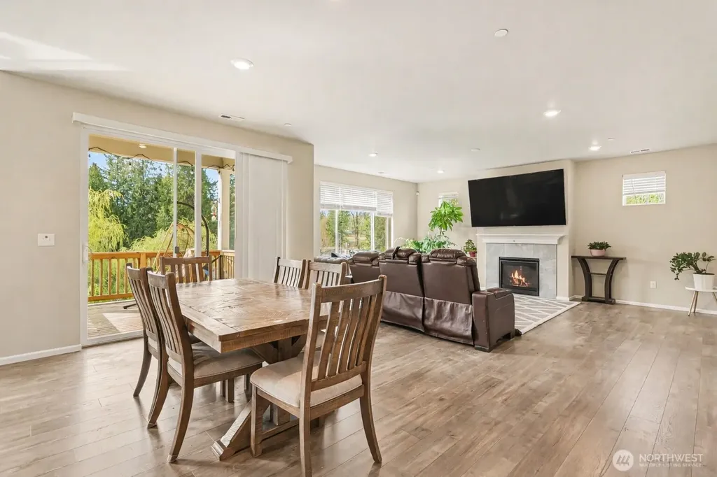 7913 39th Place NE Marysville WA 98270