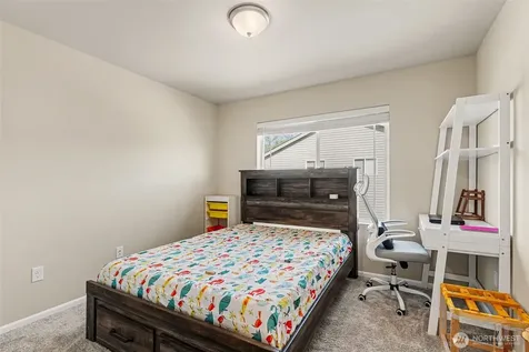 7913 39th Place NE Marysville WA 98270