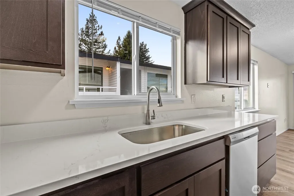 2902 N Carr Tacoma WA 98403