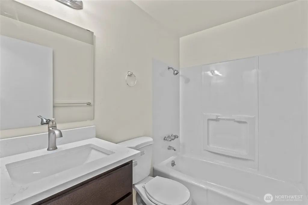 2902 N Carr Tacoma WA 98403