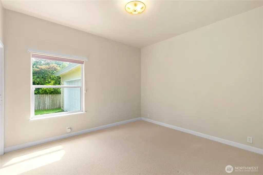 625 E Simpson Avenue Montesano WA 98563