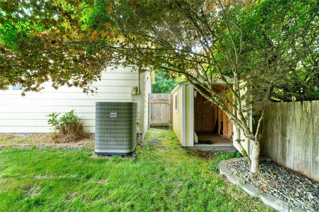 625 E Simpson Avenue Montesano WA 98563