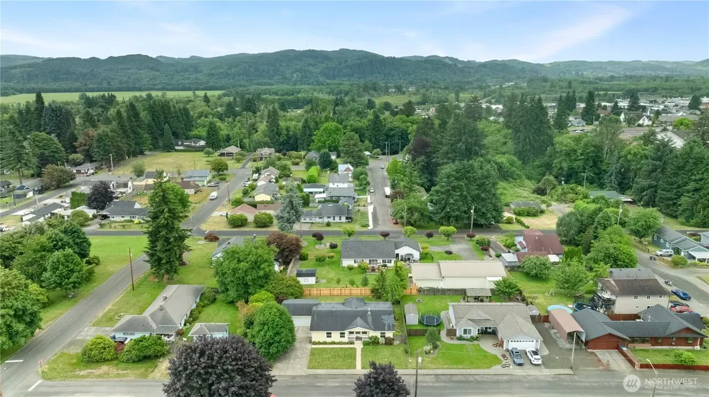 625 E Simpson Avenue Montesano WA 98563