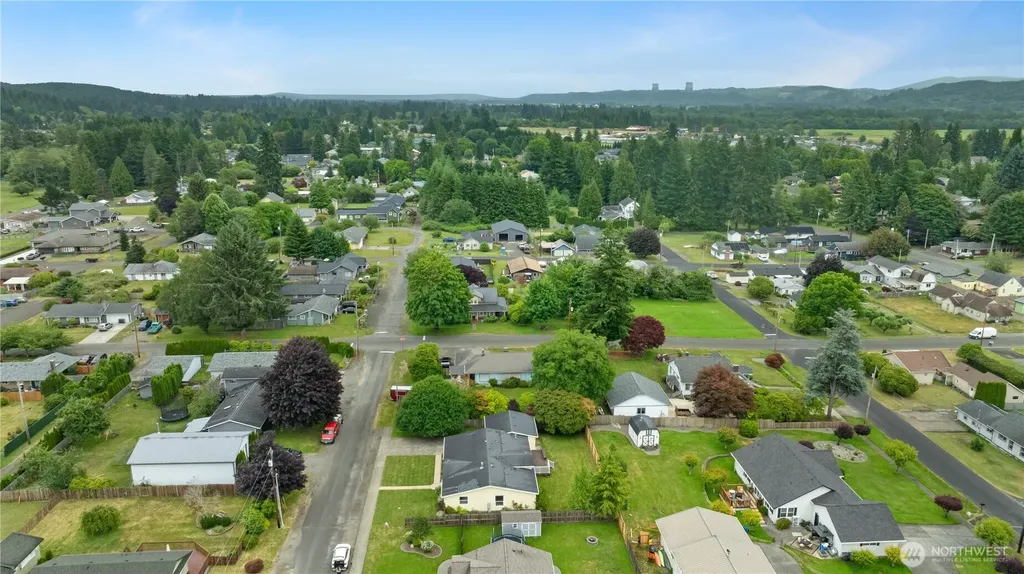 625 E Simpson Avenue Montesano WA 98563
